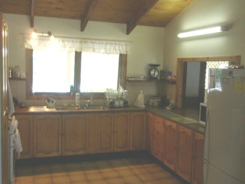 20 Dreamtime Ave, Burrum Heads QLD 4659