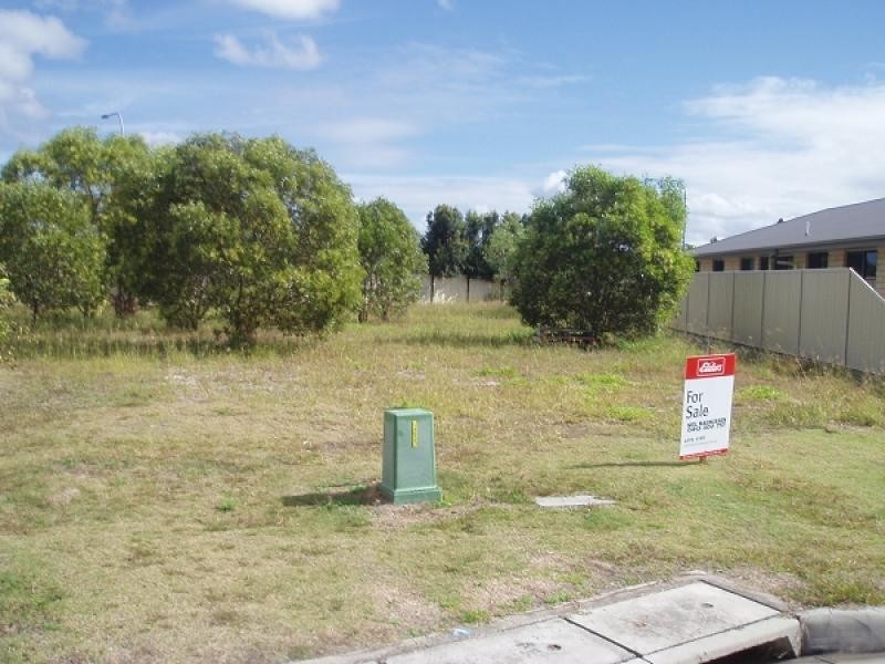 24 Noeme Street, Burrum Heads QLD 4659