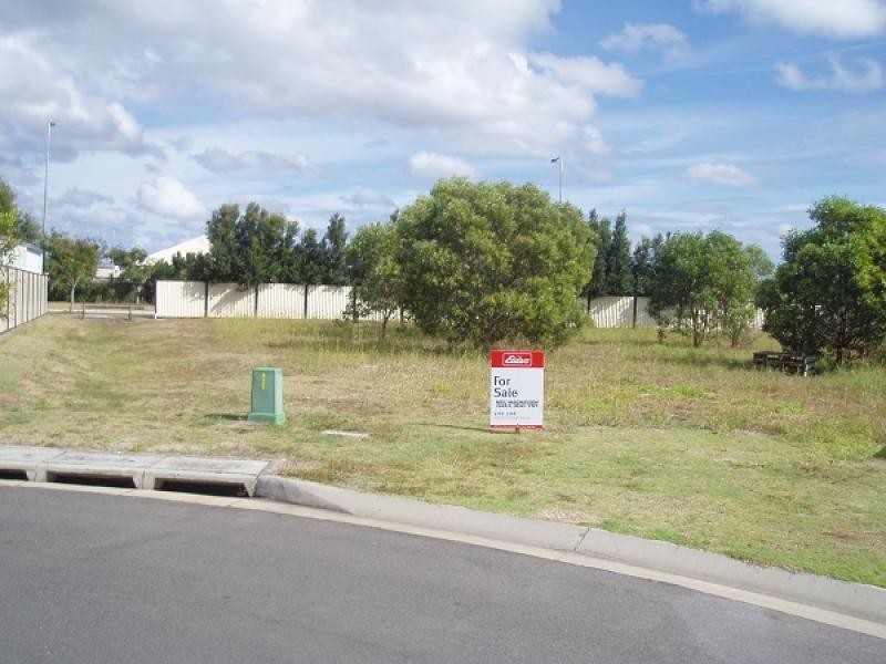 24 Noeme Street, Burrum Heads QLD 4659