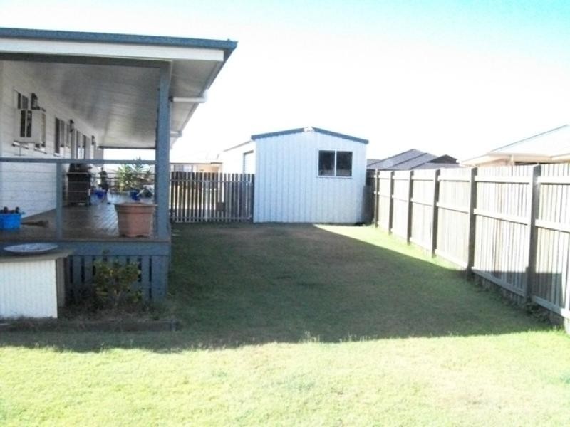 33 Sunrise Crescent, Burrum Heads QLD 4659