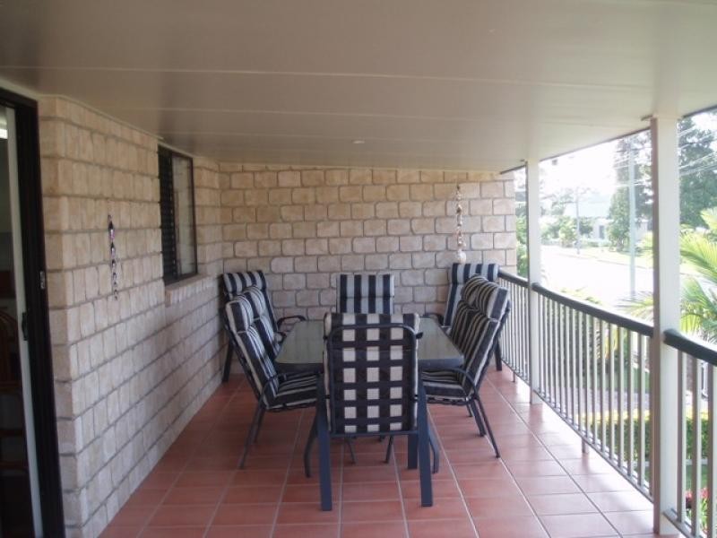 77 Burrum Street, Burrum Heads QLD 4659
