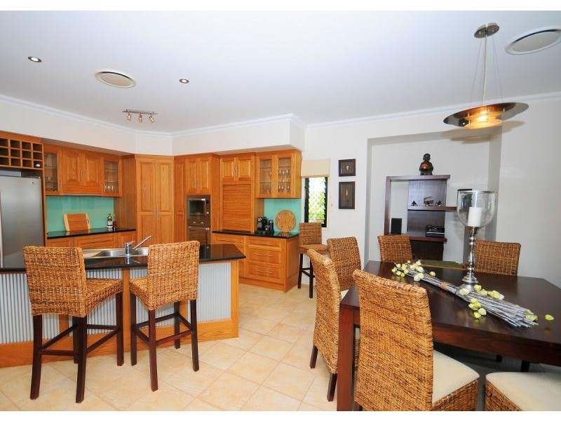 38 Shellcot, Toogoom QLD 4655