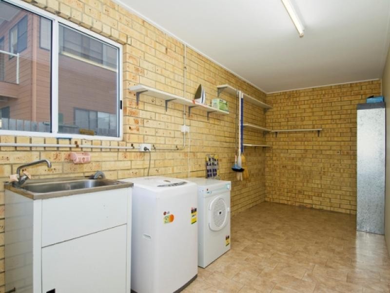 37 Beach Drive, Burrum Heads QLD 4659