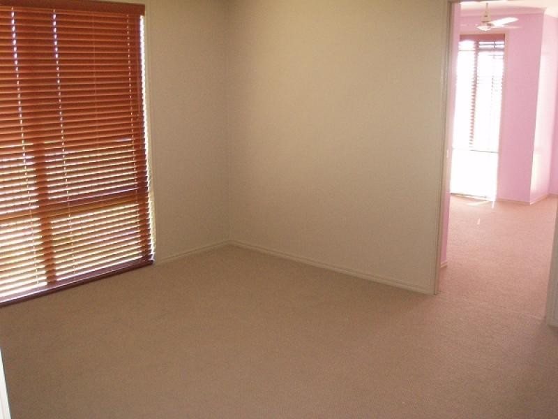 26 SIRENIA DRIVE, Burrum Heads QLD 4659