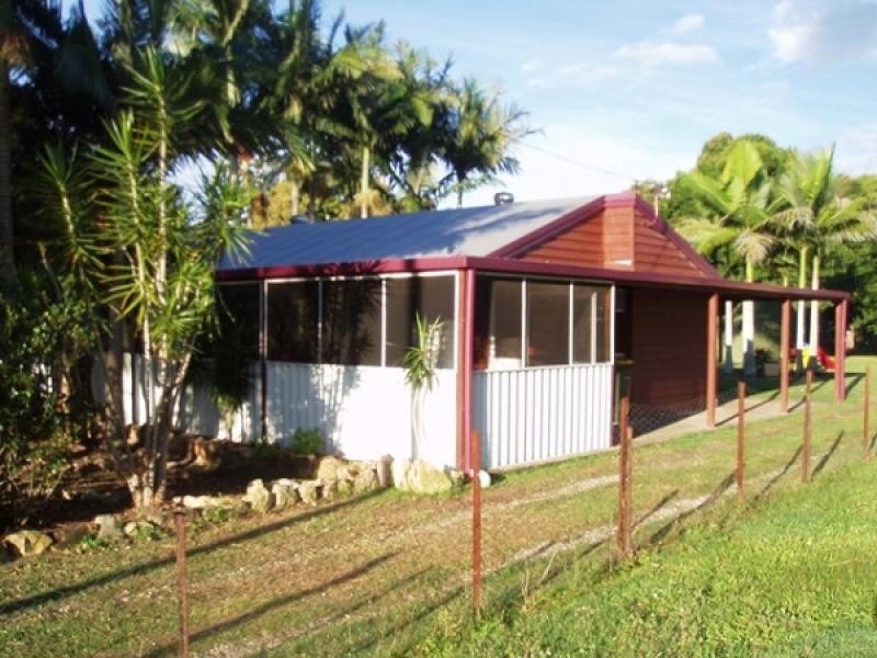 22 JAMES STREET, Howard QLD 4659