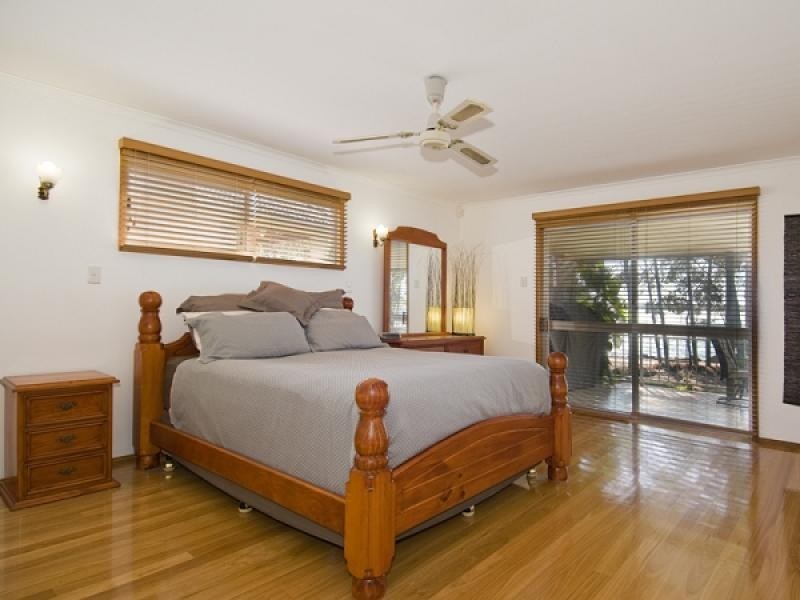 6 Burrum Street, Burrum Heads QLD 4659