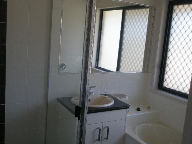 15 Elboz Court, Burrum Heads QLD 4659