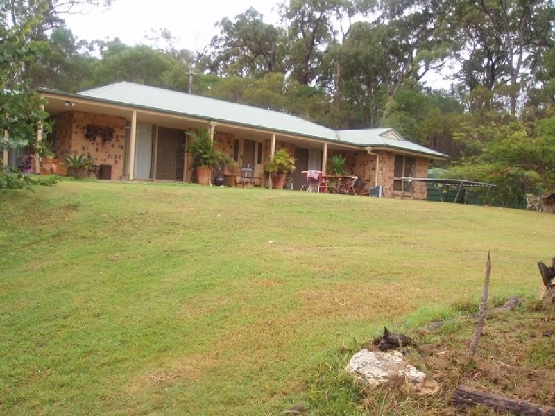 11 Raintree Ave, Burrum Heads QLD 4659