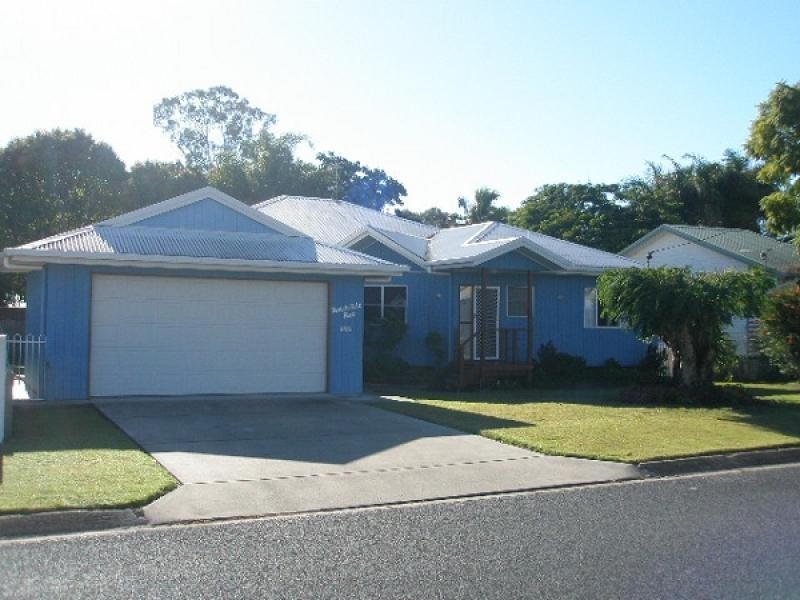 20 Travis Road, Burrum Heads QLD 4659
