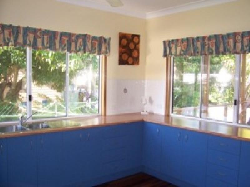 20 Travis Road, Burrum Heads QLD 4659