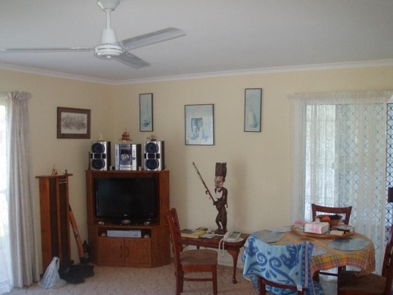 11 Boronia Street, Burrum Heads QLD 4659