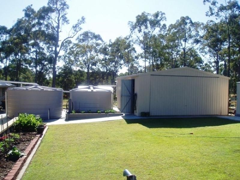 6 PRAWLE STREET, Howard QLD 4659