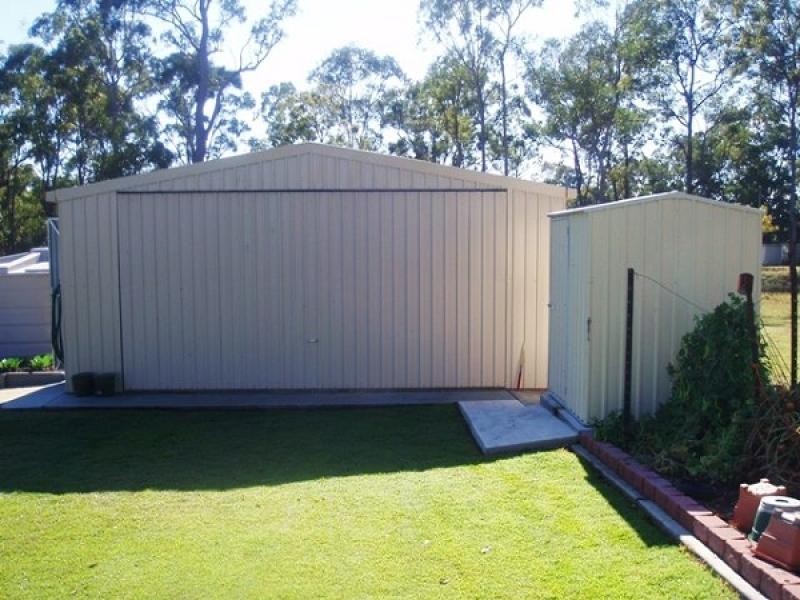 6 PRAWLE STREET, Howard QLD 4659