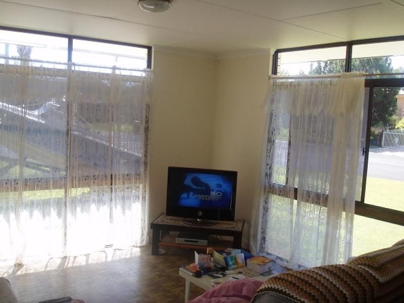 69 Riverview Dr, Burrum Heads QLD 4659