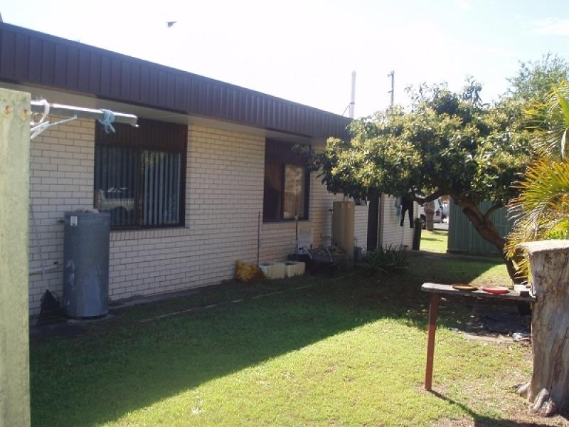 69 Riverview Dr, Burrum Heads QLD 4659