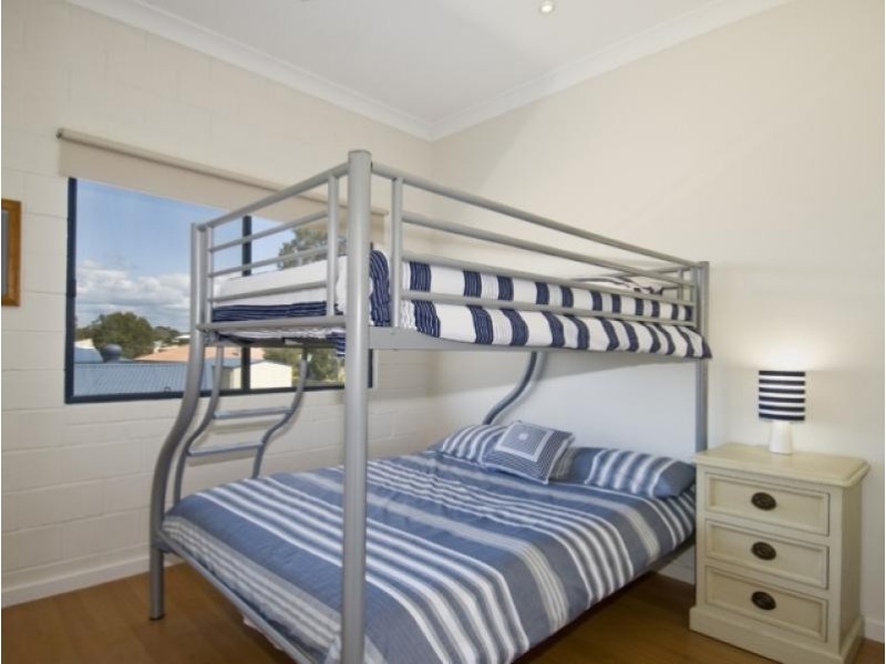 6 Tamarind Close, Burrum Heads QLD 4659