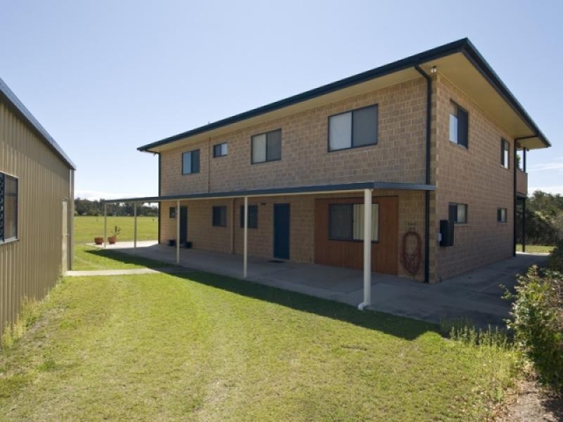 6 Tamarind Close, Burrum Heads QLD 4659