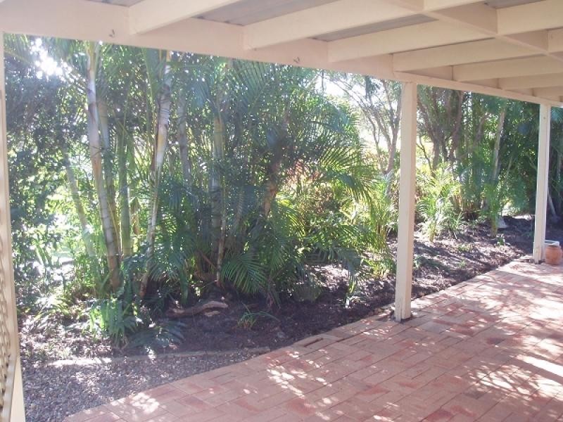 2 AMBER COURT, Burrum Heads QLD 4659