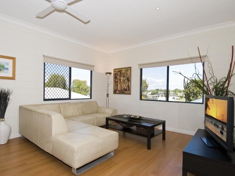 6 Tamarind Close,, Burrum Heads QLD 4659