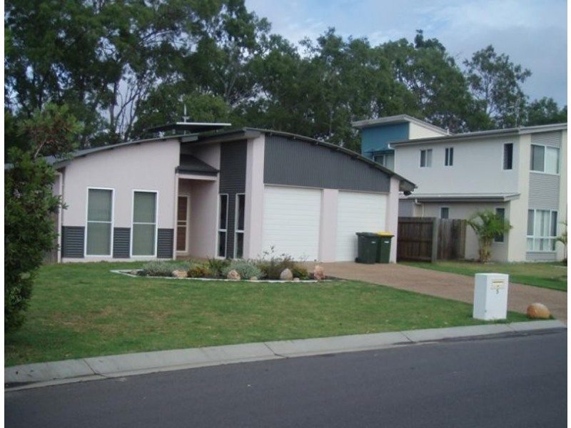 5 Brackish Court, Toogoom QLD 4655
