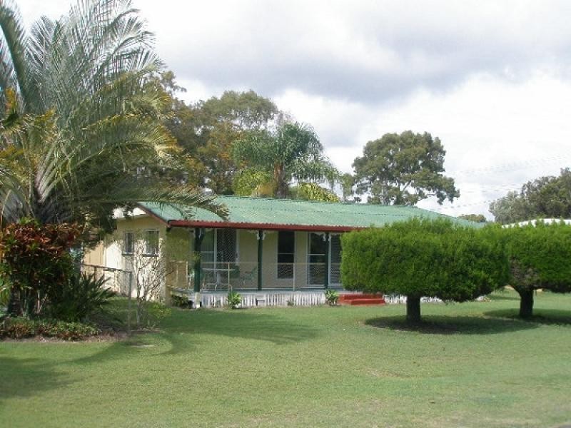 17 Howard Street, Burrum Heads QLD 4659