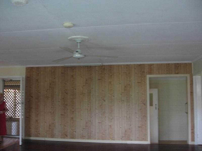 17 Howard Street, Burrum Heads QLD 4659