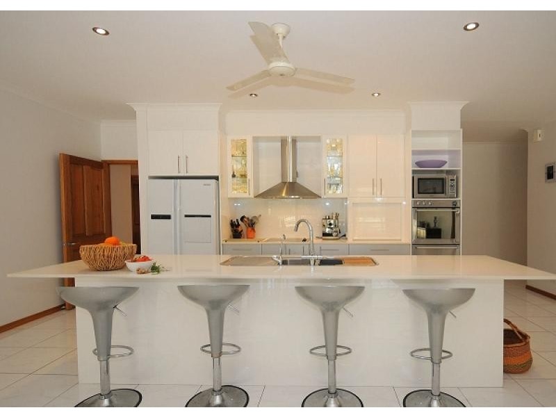 60 Traviston Way, Burrum Heads QLD 4659