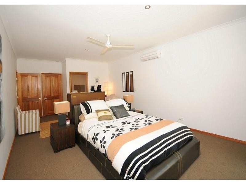 60 Traviston Way, Burrum Heads QLD 4659