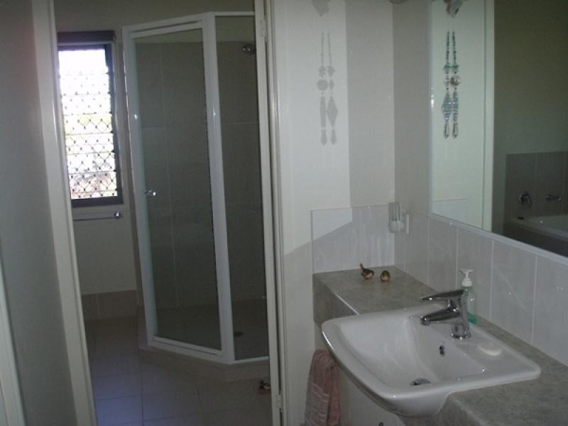 42 TRAVISTON WAY, Burrum Heads QLD 4659