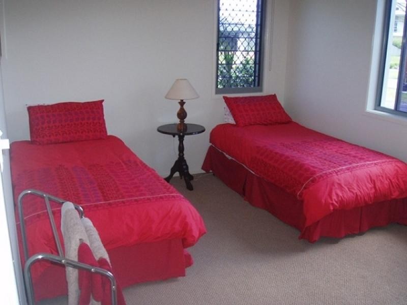 42 TRAVISTON WAY, Burrum Heads QLD 4659
