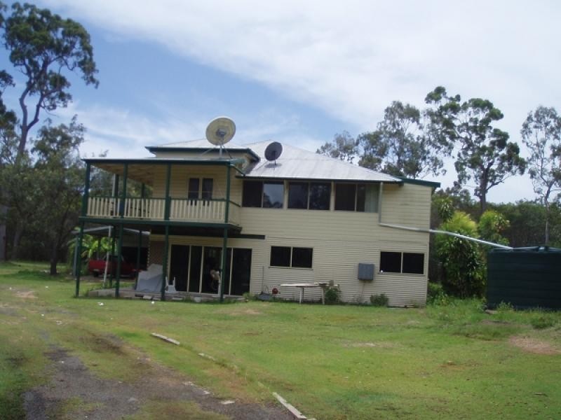 18 Miller Cres, Burrum Heads QLD 4659