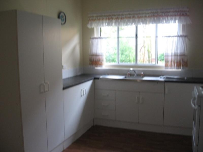 17 Howard Street, Burrum Heads QLD 4659