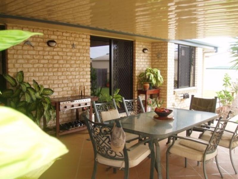 55 Lucas Drive, Burrum Heads QLD 4659