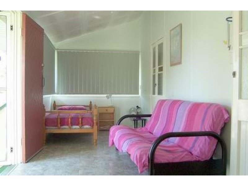 11 Burrum Street, Burrum Heads QLD 4659