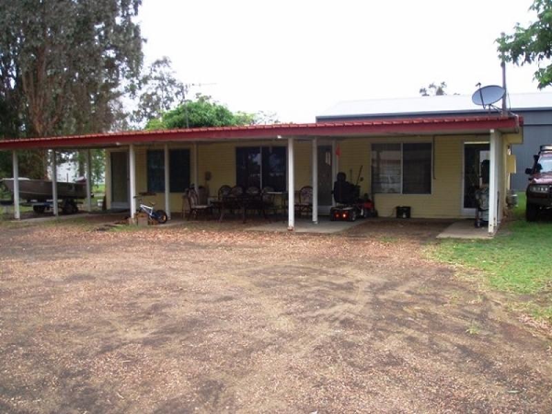 31 HOWARD STREET, Burrum Heads QLD 4659