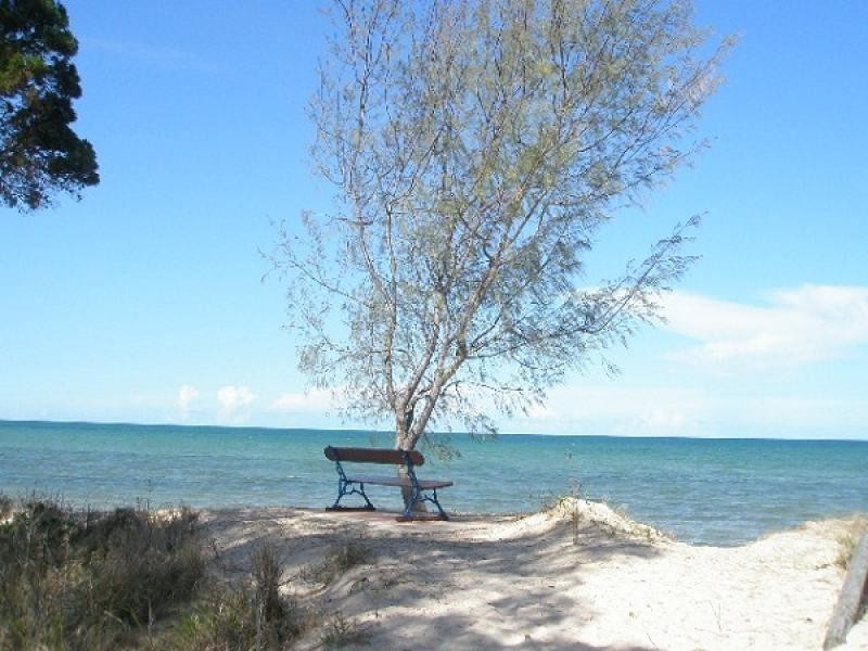 7 SIRENIA DRIVE, Burrum Heads QLD 4659