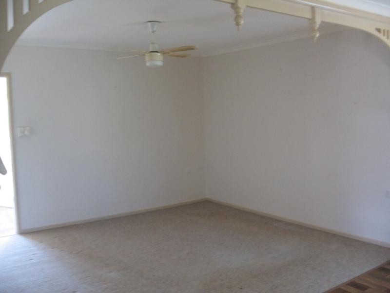 52 Howard Street, Burrum Heads QLD 4659