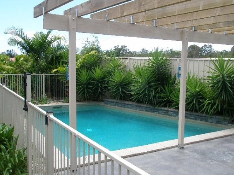 6 Krista Court, Burrum Heads QLD 4659