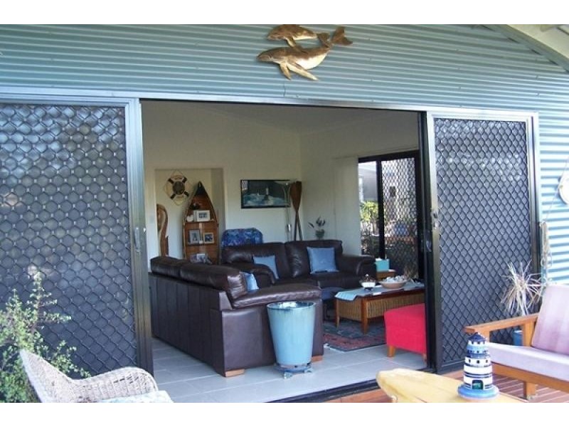 5 Beach Drive, Burrum Heads QLD 4659