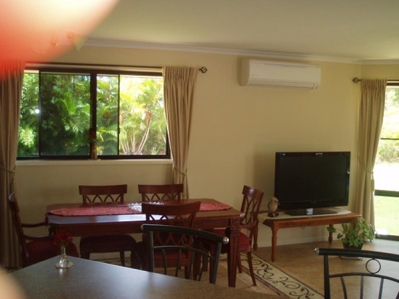 1 Brypat Close, Burrum Heads QLD 4659