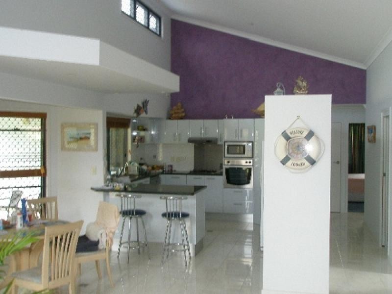 11 Warringal Court, Burrum Heads QLD 4659