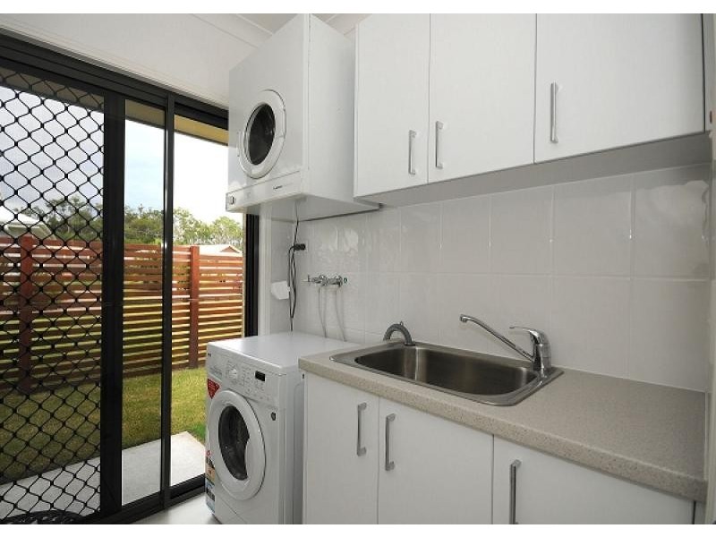 24 Traviston Way, Burrum Heads QLD 4659