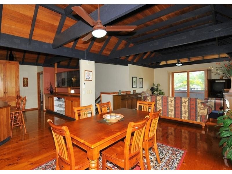 18 Ries Road, Toogoom QLD 4655