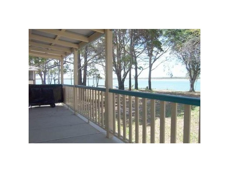 60 Burrum St, Burrum Heads QLD 4659