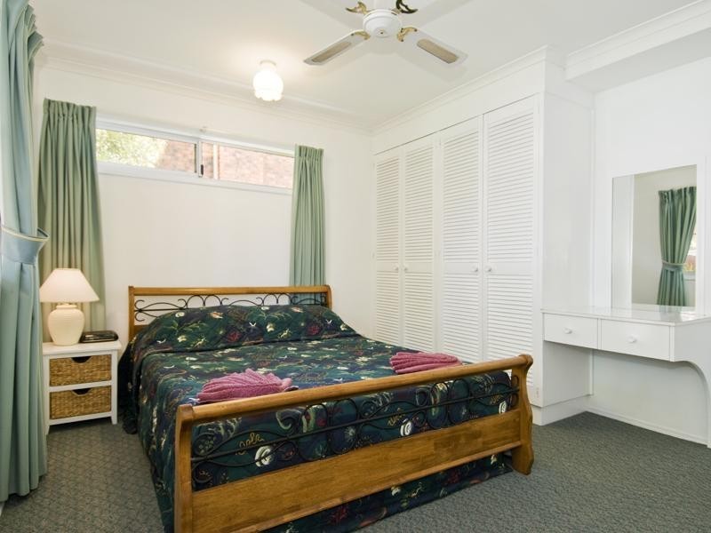 6 Burrum Street, Burrum Heads QLD 4659