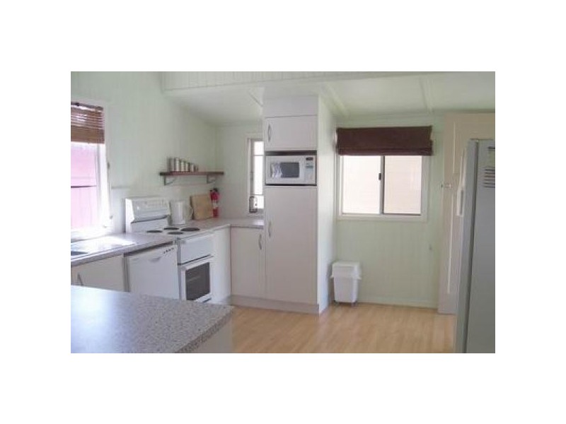 62 Howard Street, Burrum Heads QLD 4659