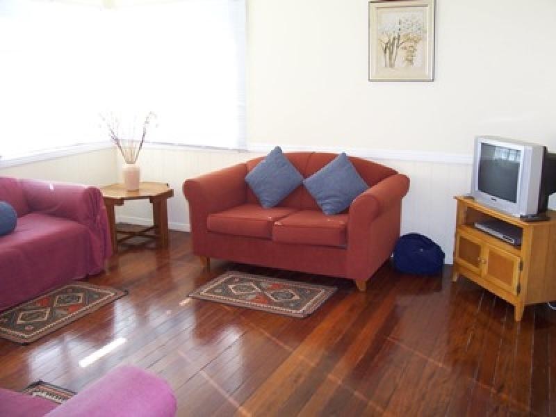 28 Bushnell Road, Burrum Heads QLD 4659