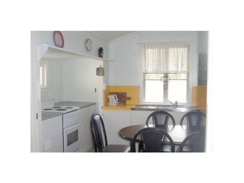 11 Burrum Street, Burrum Heads QLD 4659