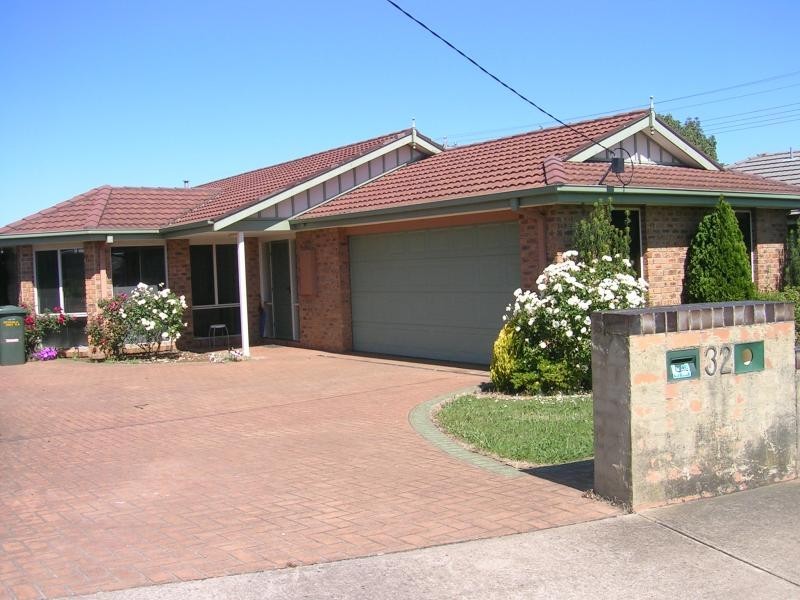 32 BRANDY CREEK ROAD, Warragul VIC 3820