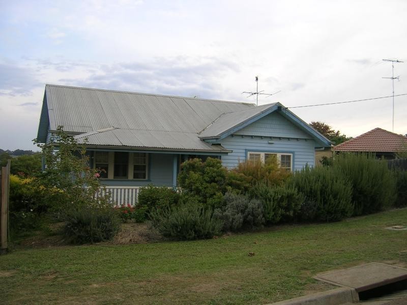 6 Hadlow Street, Warragul VIC 3820